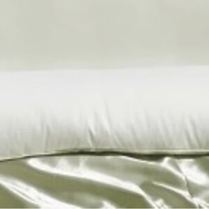 Royal Pillow 20x60 Polyester Cluster Fiber Body Pillow New Unopened